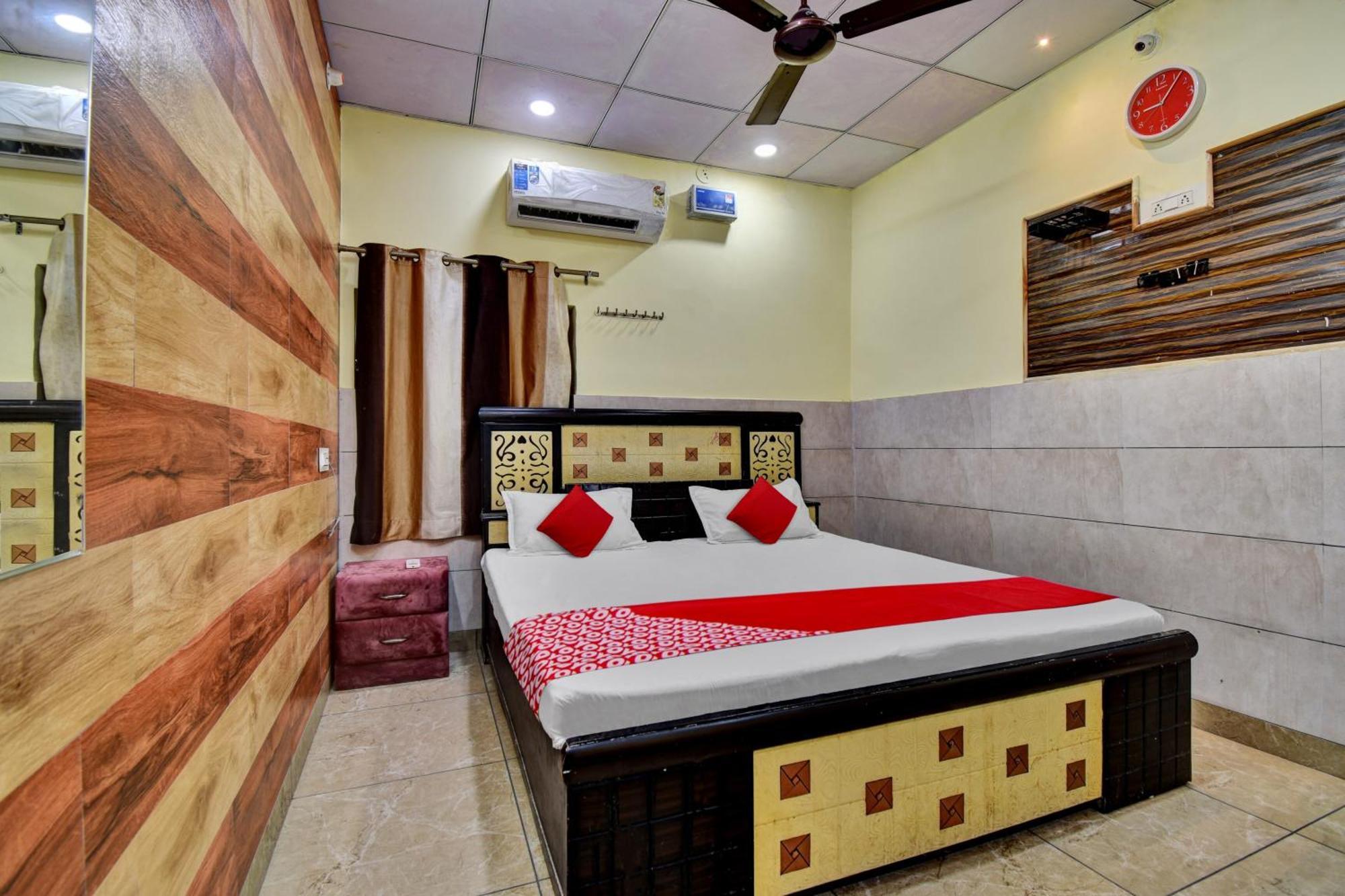 Oyo Flagship Apna Guest House Kota  Buitenkant foto