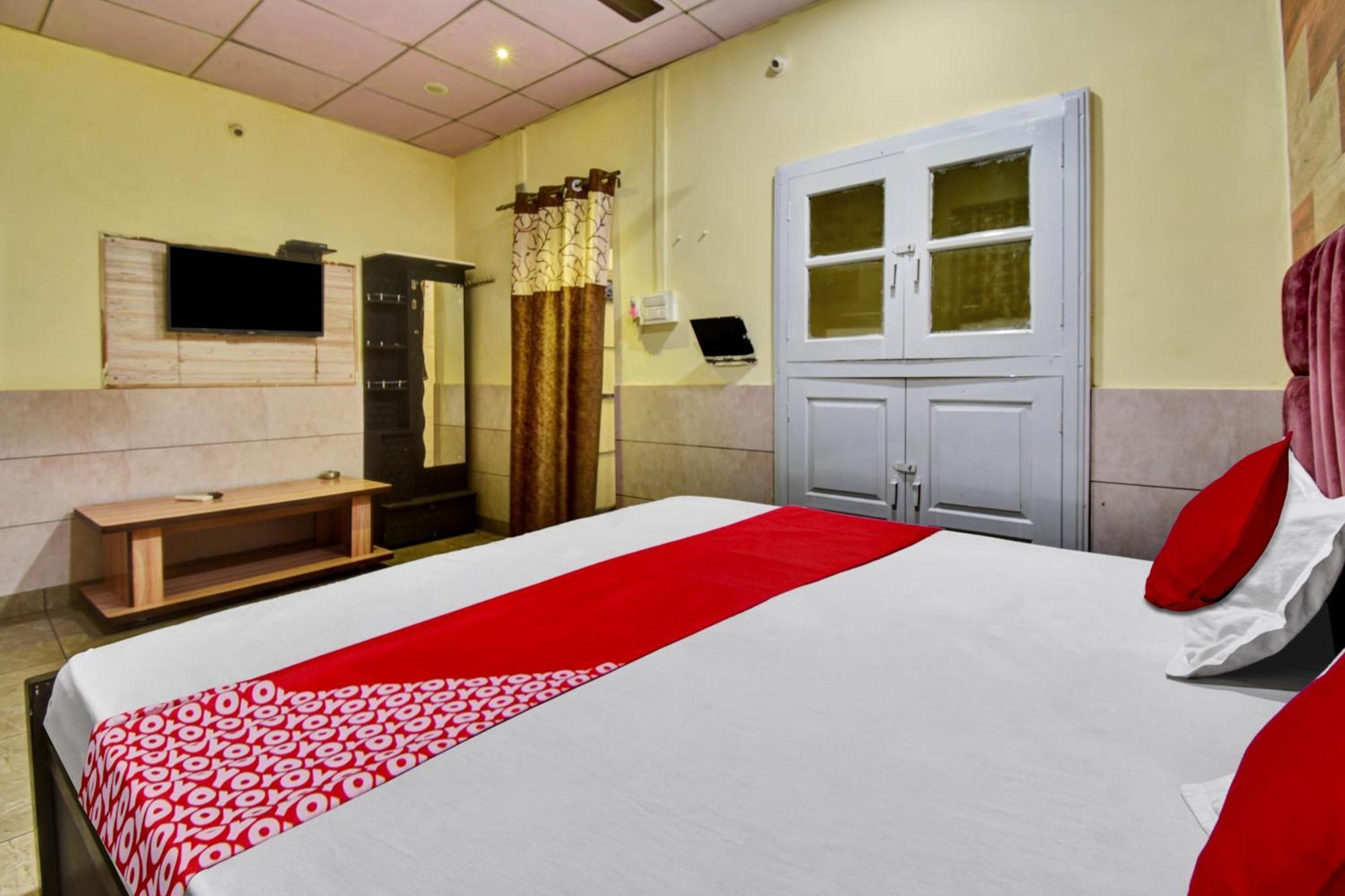 Oyo Flagship Apna Guest House Kota  Buitenkant foto