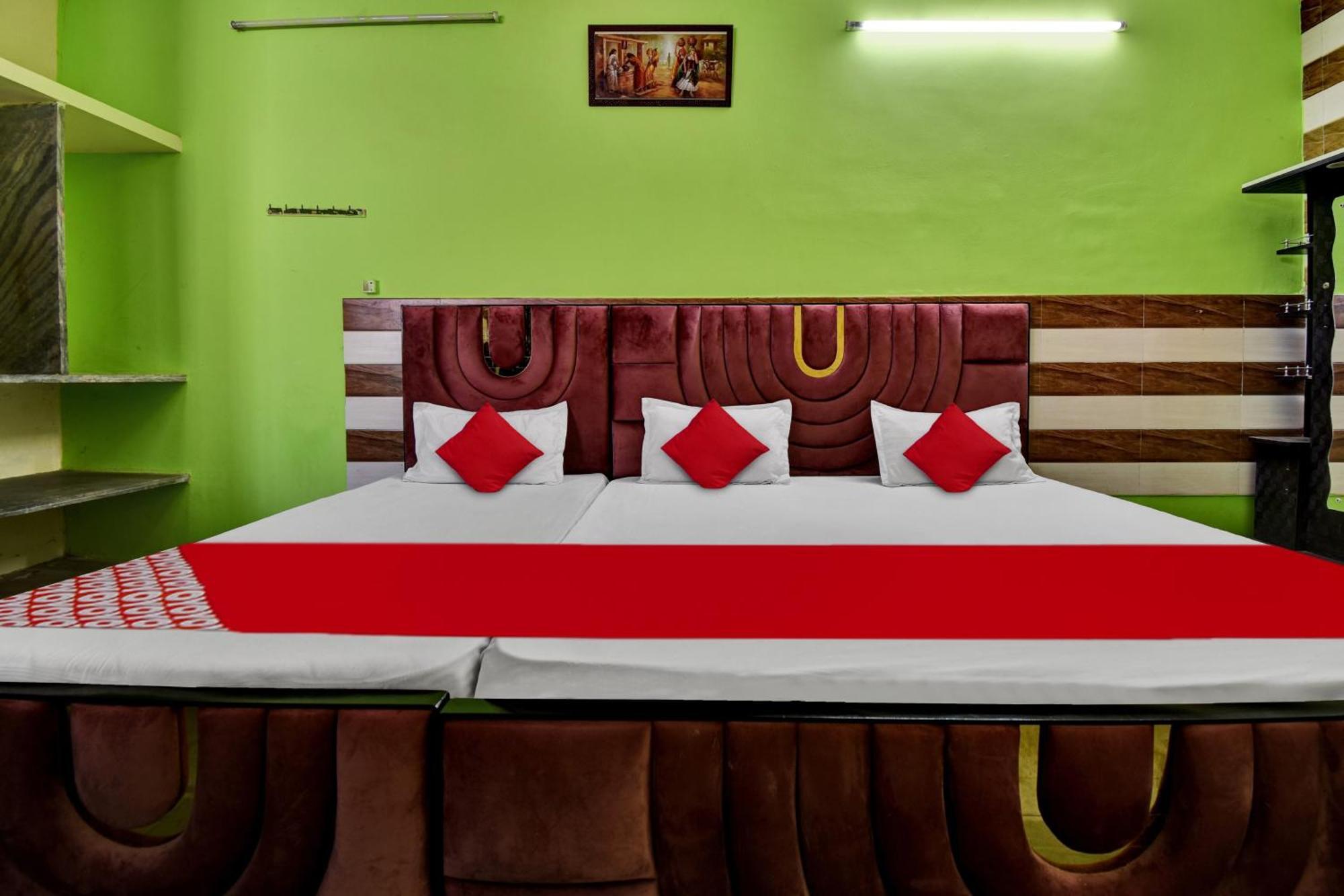 Oyo Flagship Apna Guest House Kota  Buitenkant foto